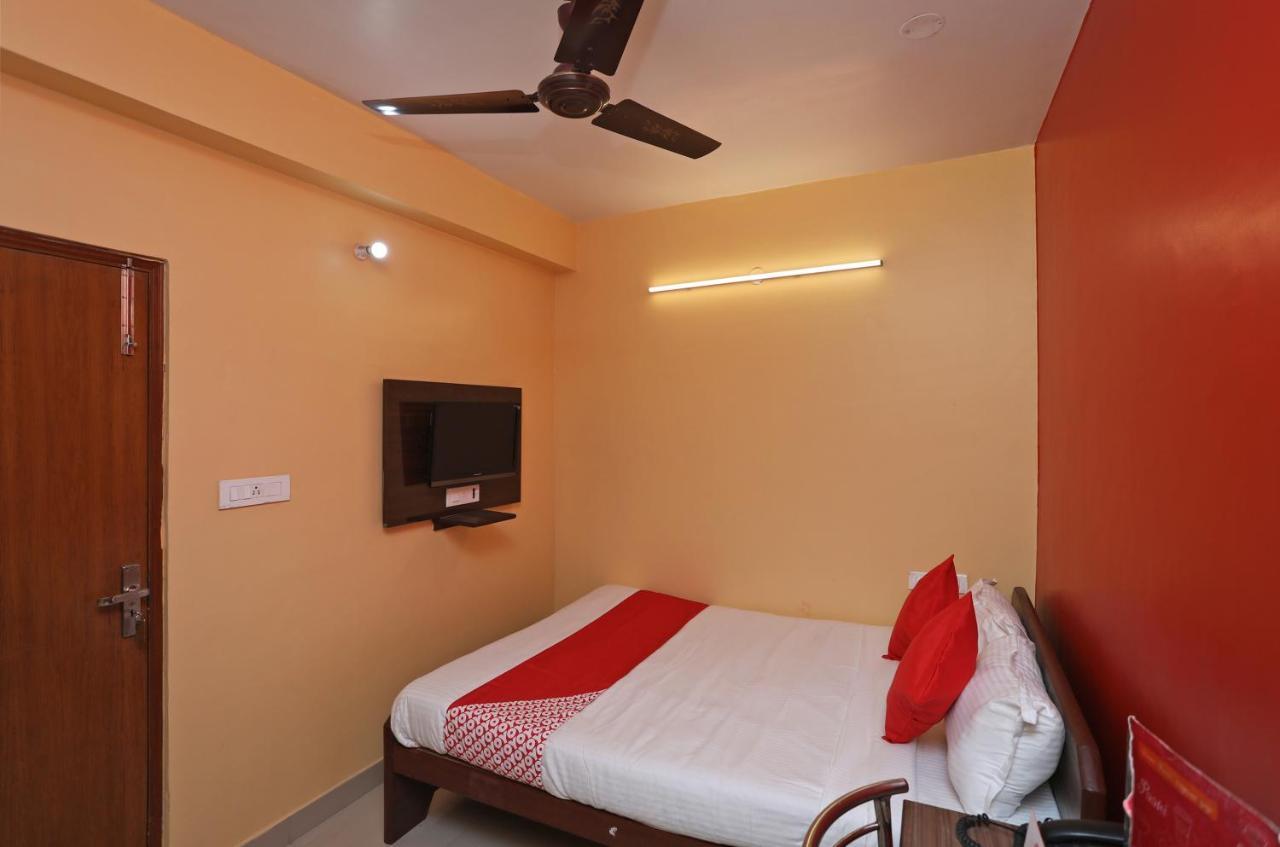 Oyo 14818 Sudarshan Apartment Kalkutta Exterior foto